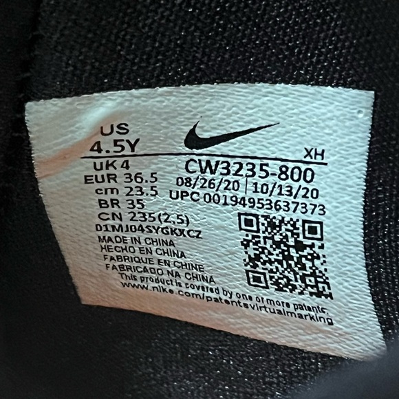 NIKE - Kyrie 7 - Picture 5 of 12